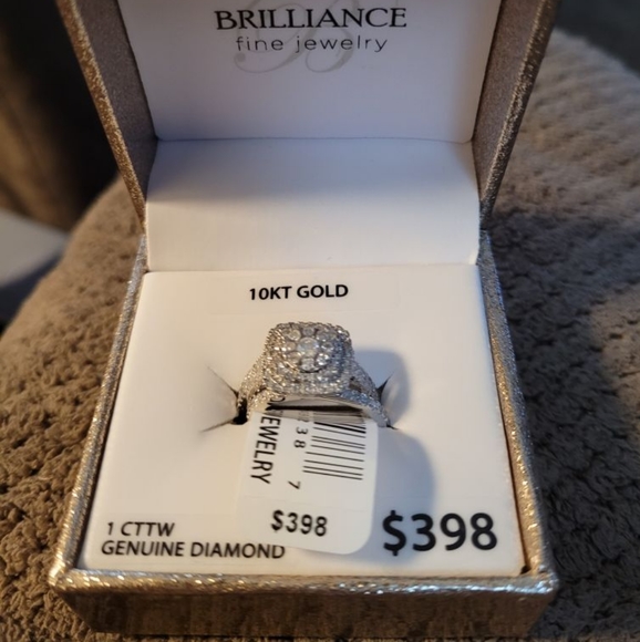 10kt gold 1cttw diamond ring - Picture 6 of 7